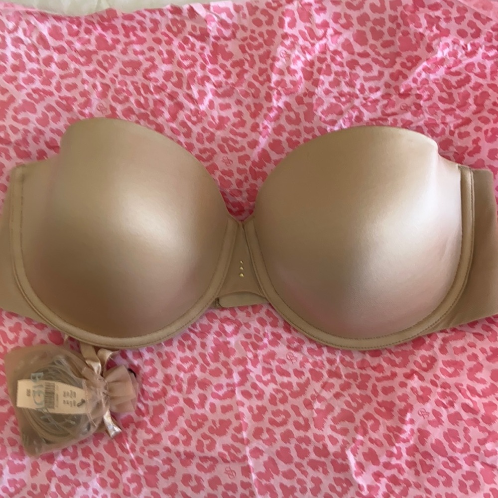 NWT 36D Biofit Nude color strapless bra